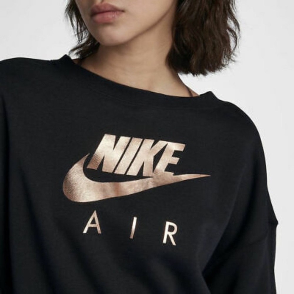 Nike Women’s Loose Fit Crop Sweater